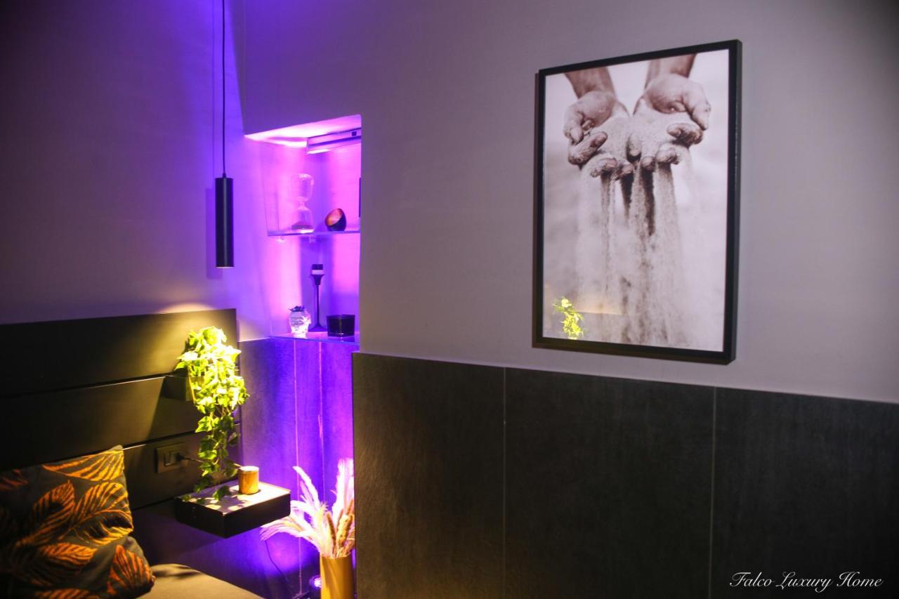 Falco Luxury Naples
